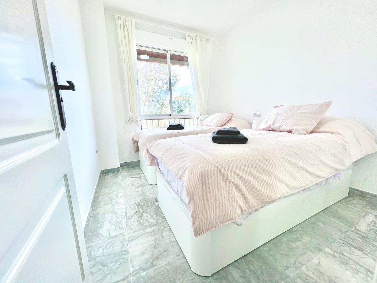 Apartment Albatros In Puerto Banus 150 Meters From The Beach Marbella Exteriör bild