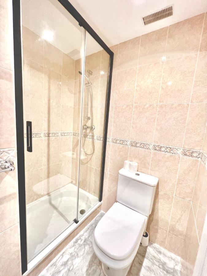Apartment Albatros In Puerto Banus 150 Meters From The Beach Marbella Exteriör bild