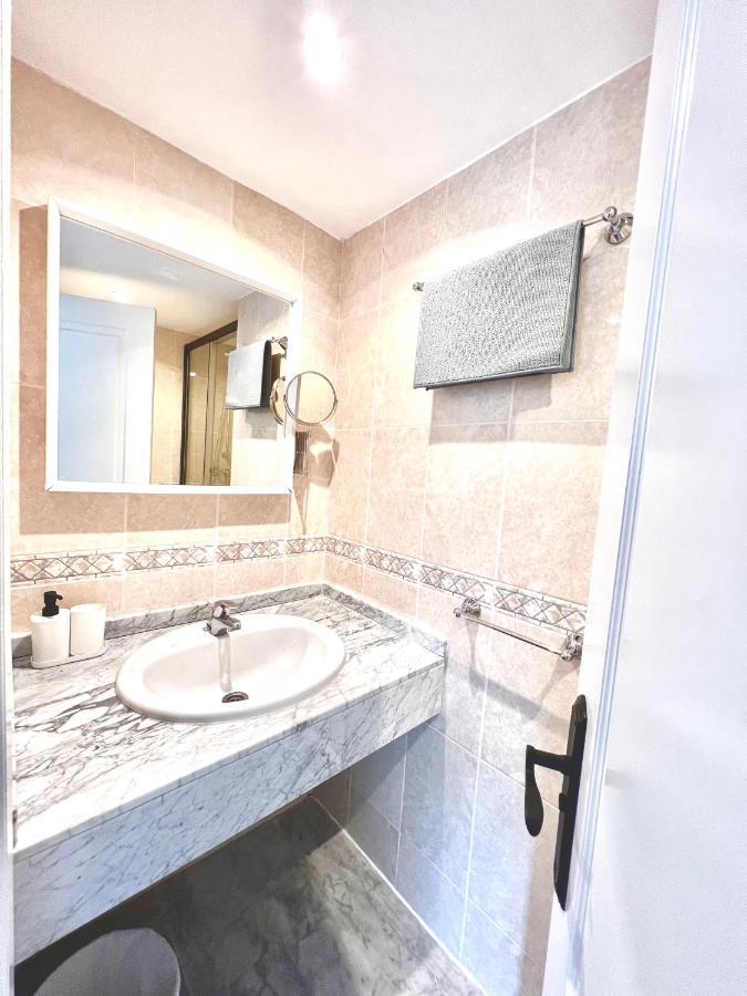 Apartment Albatros In Puerto Banus 150 Meters From The Beach Marbella Exteriör bild